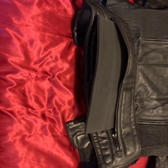 Leather motorcycle jacket - Picture 7 of 13